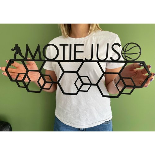 Medalių kabykla su šešiakampėmis figūromis